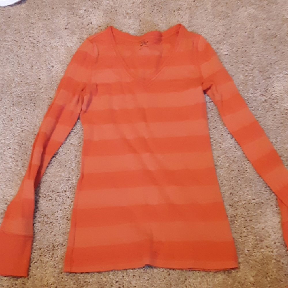 SO juniors striped vneck shirt